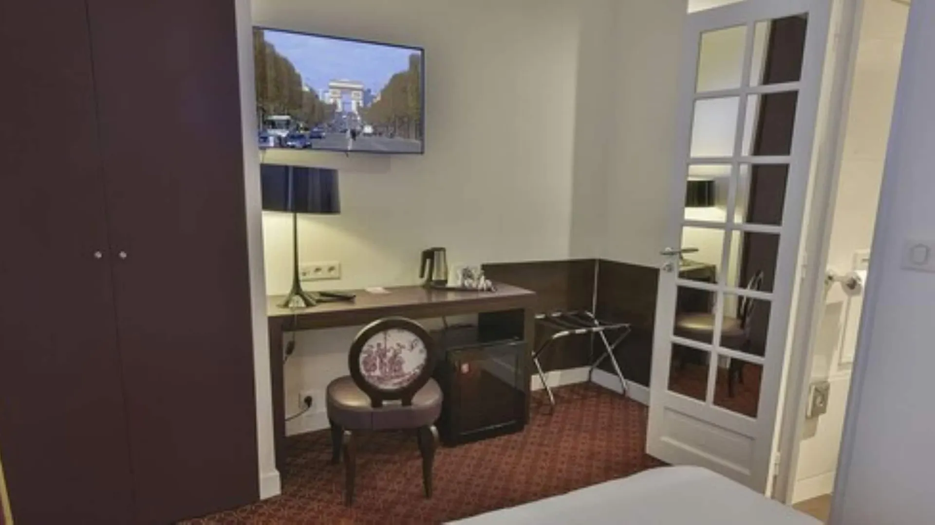 Star Champs-elysees 4* Παρίσι