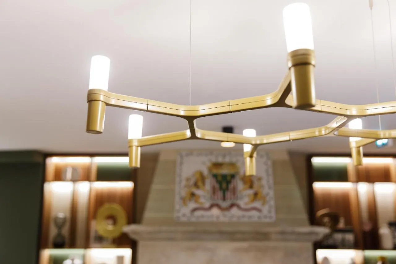 Hotel Star Champs-elysees 4*