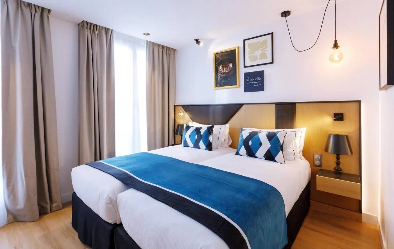 Hotel Star Champs-elysees Paris