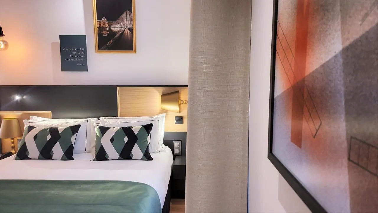 Hotel Star Champs-elysees 4*